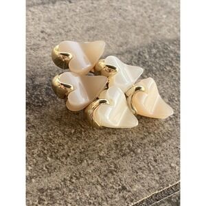 Claudette Vintage Pearl and Beige Moon Glow thermoset Brooch Pin